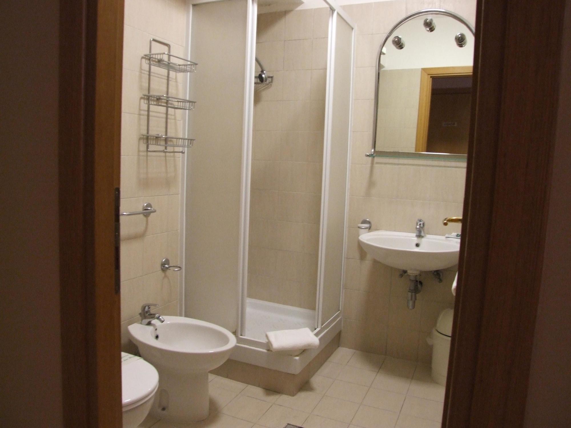 Nazional Rooms Roma Eksteriør bilde