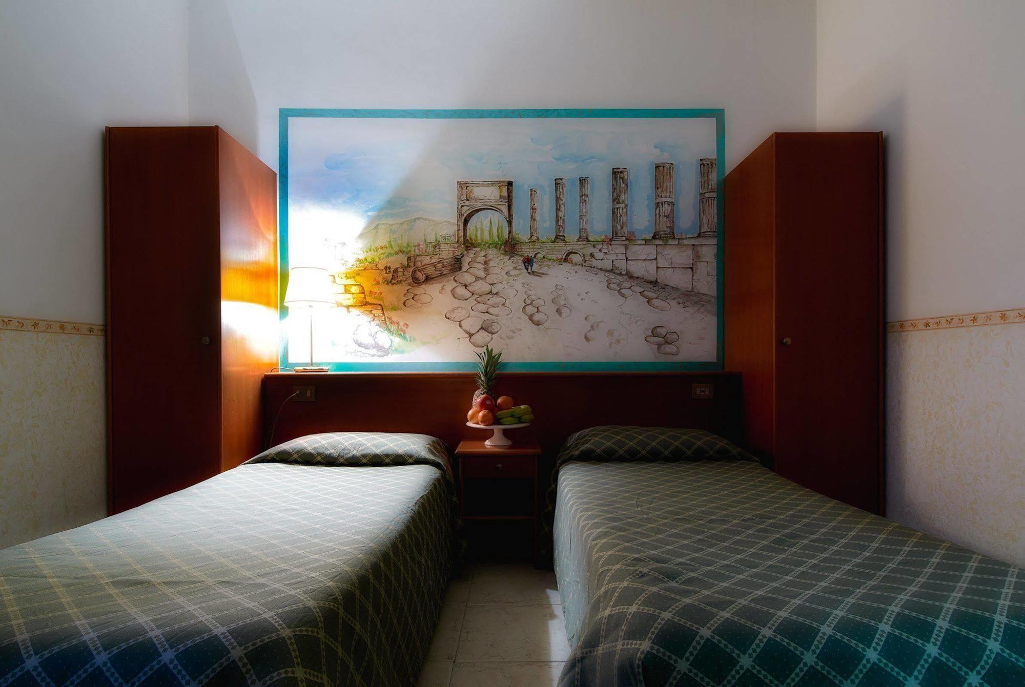 Nazional Rooms Roma Eksteriør bilde